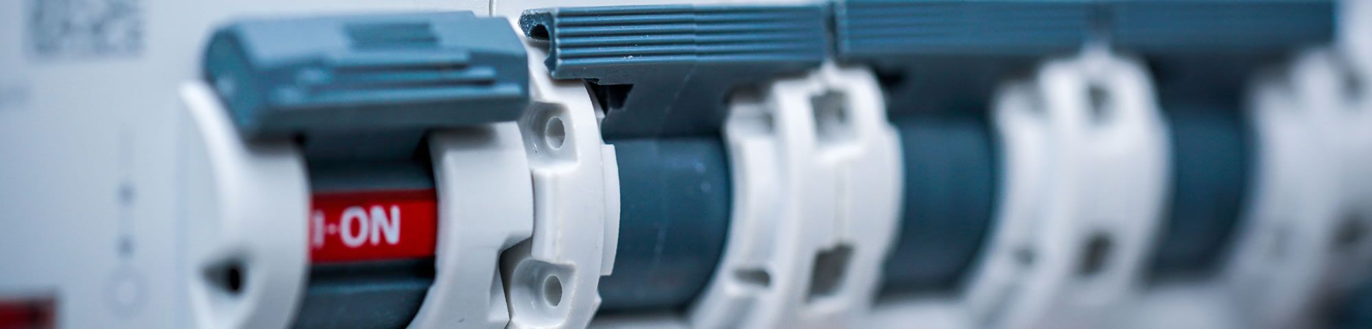 Smart Home und zukunftssichere Elektroplanung. Die Anforderungen an moderne Wohngebäude steigen kontinuierlich. Eine vorausschauende Elektroplanung berücksichtigt daher bereits heute zukünftige Technologien und schafft die Voraussetzungen für eine intelli